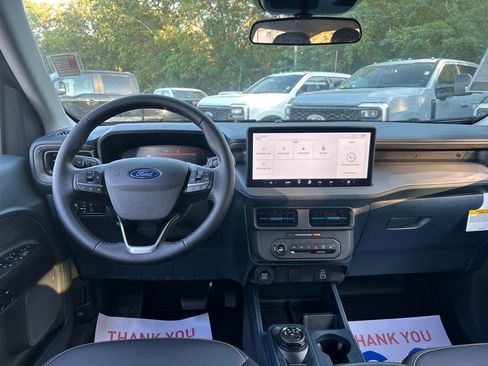 New 2025 Ford Maverick Lobo image 25