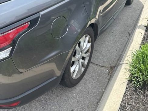 Used 2016 Land Rover Range Rover Sport HSE image 24