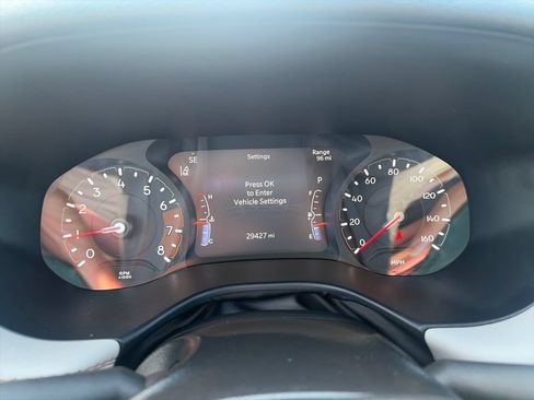 Used 2025 Jeep Compass Limited AWD/4WD image 16