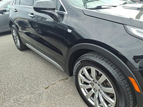 Used 2019 Cadillac XT4 Premium Luxury w/ Driver Awareness Package FWD image 18