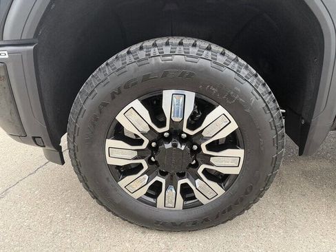 Used 2024 GMC Sierra 2500 Denali w/ Denali Reserve Package image 20