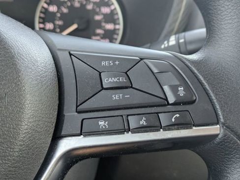 Used 2025 Nissan Sentra SV FWD image 24