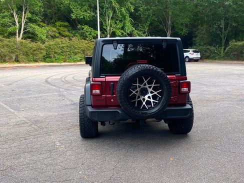Used 2021 Jeep Wrangler Unlimited Sport AWD/4WD image 6