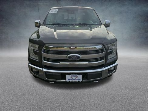 Used 2016 Ford F150 Lariat w/ Equipment Group 502A Luxury AWD/4WD image 2