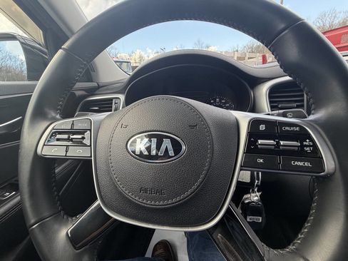 Used 2019 Kia Sorento S image 14