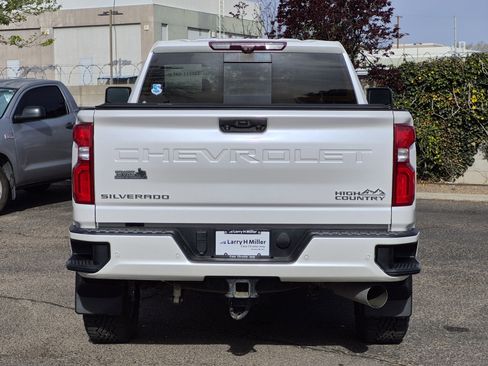 Used 2020 Chevrolet Silverado 2500 High Country w/ Technology Package image 6