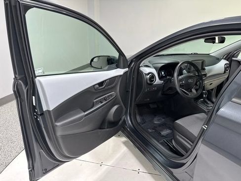 Used 2019 Hyundai Kona SE AWD/4WD image 5