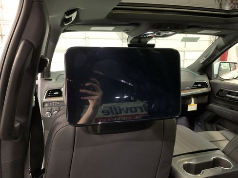 New 2026 Chevrolet Tahoe High Country image 19