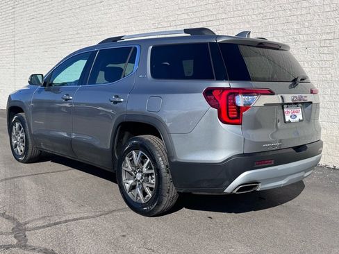 Used 2023 GMC Acadia SLE w/ Driver Convenience Package image 13