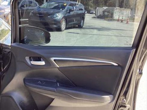 Used 2020 Honda Fit LX image 26