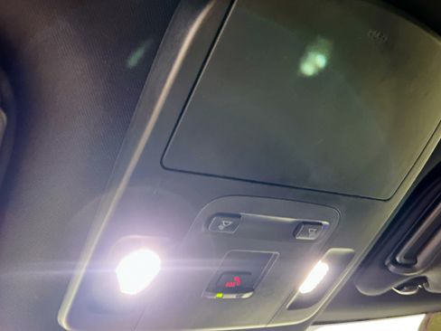 Used 2025 Toyota Camry SE FWD image 20