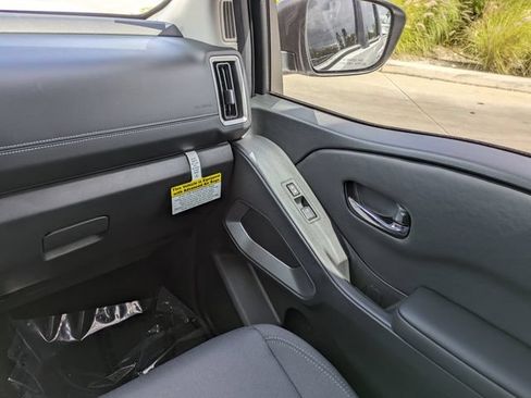 New 2026 Nissan Frontier SV w/ All-Weather Content Package AWD/4WD image 18