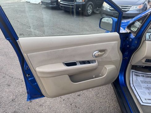 Used 2009 Nissan Versa 1.8 S w/ PWR Pkg image 9