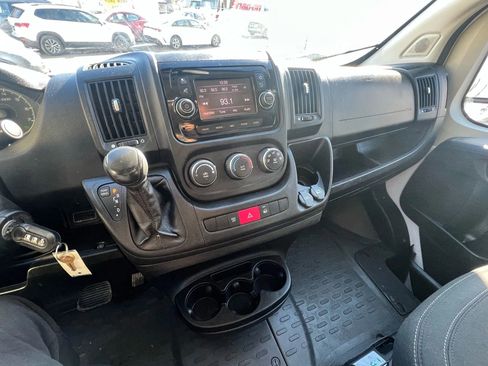 Used 2021 RAM ProMaster 2500 w/ Interior LED Lighting Group FWD image 22