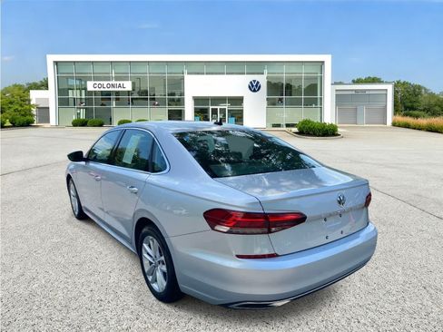 Used 2020 Volkswagen Passat 2.0T SE FWD image 3