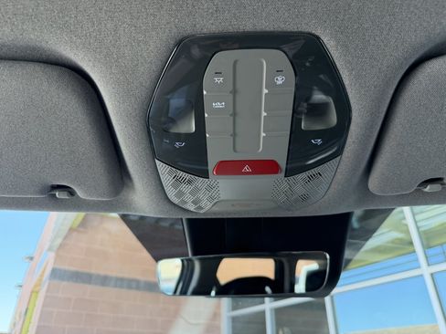 Used 2024 Kia EV9 Light RWD image 25