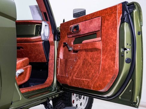 Used 2024 Ford Bronco Black Diamond image 21