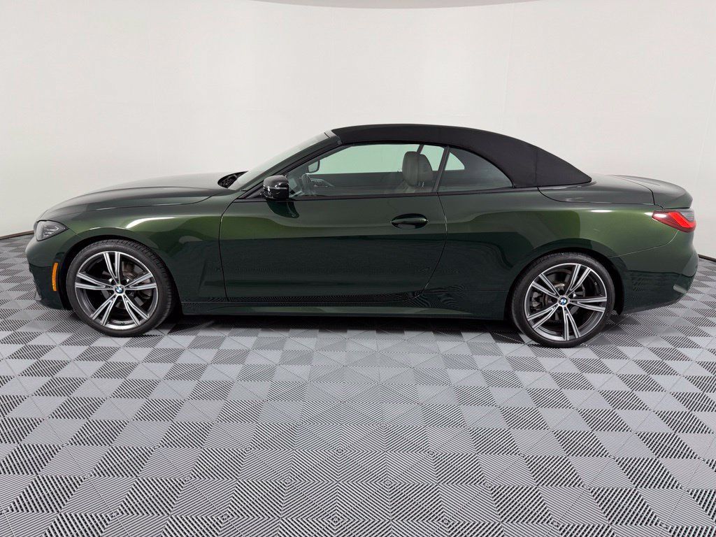 Used 2022 BMW 430i xDrive Convertible w/ M Sport Package AWD/4WD image 2