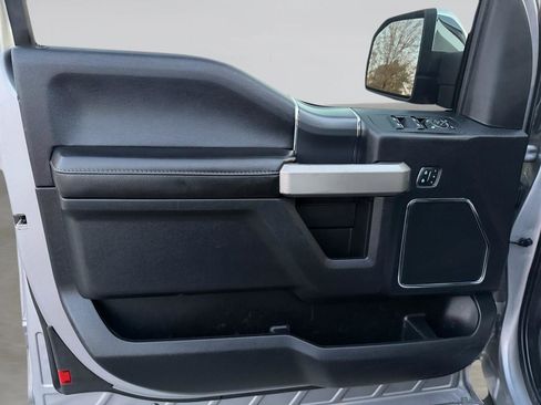 Used 2020 Ford F150 Lariat w/ Equipment Group 502A Luxury RWD image 16