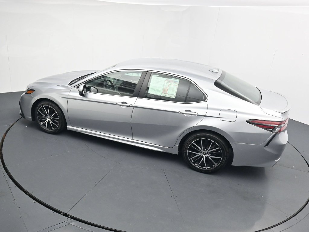 Used 2024 Toyota Camry SE FWD image 28