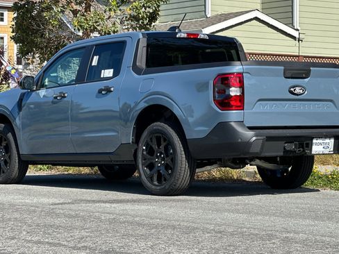 New 2025 Ford Maverick XLT w/ XLT Luxury Package image 3