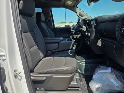 New 2026 GMC Sierra 2500 Pro w/ Convenience Package AWD/4WD image 23