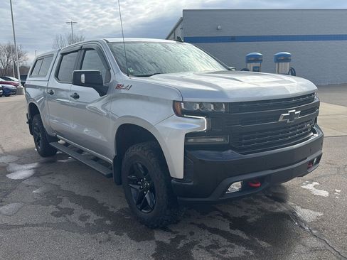Used 2021 Chevrolet Silverado 1500 LT Trail Boss image 9