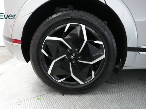 Used 2024 Hyundai Ioniq 5 Limited RWD image 22