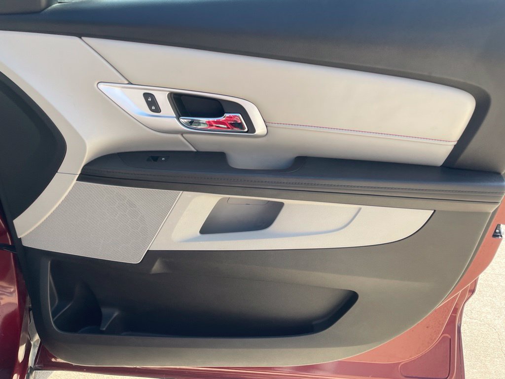 Used 2017 GMC Terrain SLE FWD image 26