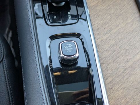 Certified 2023 Volvo XC90 T8 Plus w/ Protection Package Premier image 18