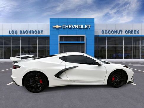 Used 2024 Chevrolet Corvette Stingray Coupe w/ 1LT RWD image 9