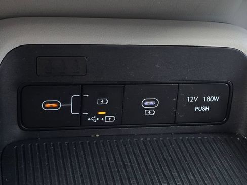 Used 2024 Hyundai Kona SEL AWD/4WD image 19