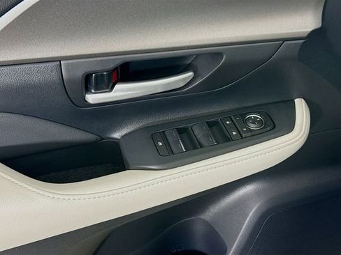 New 2026 Toyota Grand Highlander AWD image 17