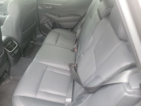 Used 2022 Subaru Outback Limited AWD/4WD image 9