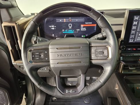 Used 2024 GMC Hummer EV 3X w/ LPO, Illumination Package image 12