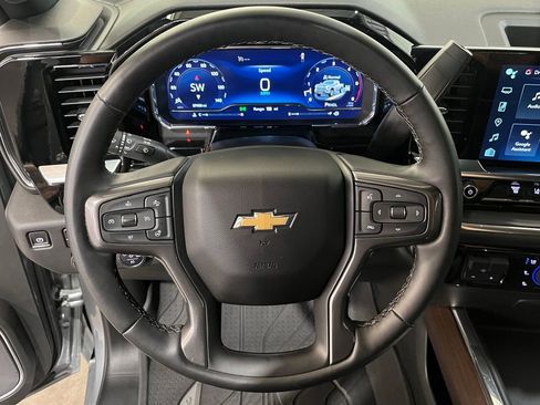 Used 2025 Chevrolet Silverado 3500 High Country w/ High Country Premium Package AWD/4WD image 18
