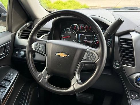 Used 2016 Chevrolet Suburban LT AWD/4WD image 15