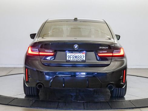 Used 2023 BMW 330i Sedan w/ M Sport Package RWD image 3