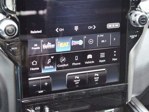 New 2026 RAM 1500 Laramie AWD/4WD image 27