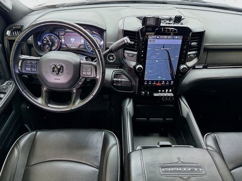 Used 2022 RAM 2500 Limited w/ Towing Technology Group image 14