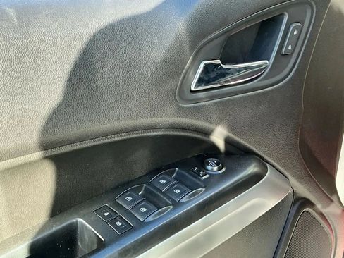 Used 2018 Chevrolet Colorado ZR2 image 11