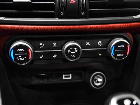 Used 2020 Alfa Romeo Giulia Ti Sport w/ Quick Order Package 22U Sport RWD image 24