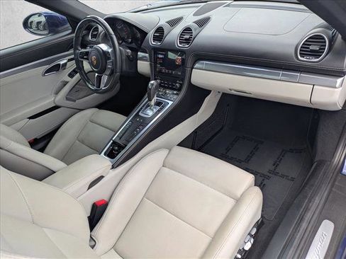 Used 2023 Porsche 718 Cayman RWD image 19