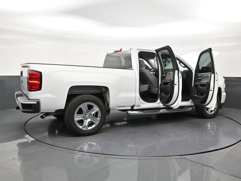 Used 2018 Chevrolet Silverado 1500 Custom w/ Custom Value Package RWD image 27