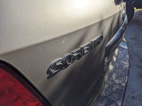 Used 2008 Kia Sorento LX image 5