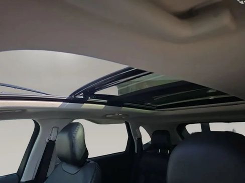Used 2017 Ford Edge SEL w/ Equipment Group 201A FWD image 29