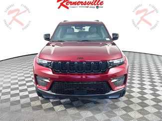 New 2025 Jeep Grand Cherokee Altitude video 2