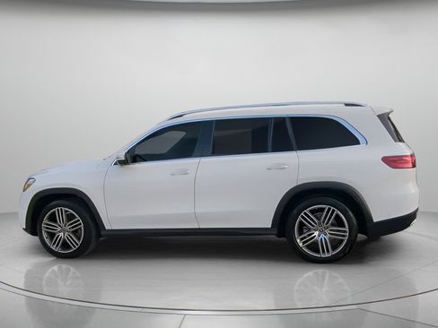 Used 2026 Mercedes-Benz GLS 450 4MATIC image 17
