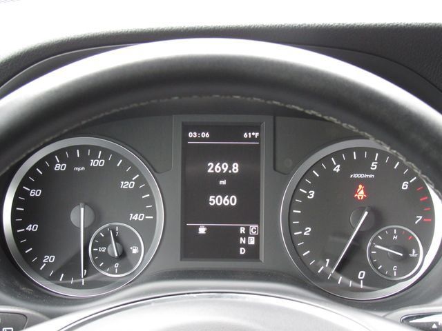 Used 2023 Mercedes-Benz Metris Passenger image 22