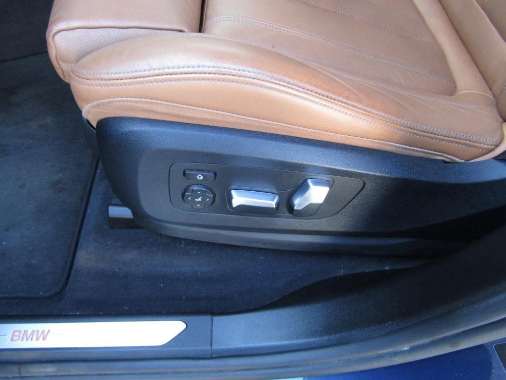 Used 2019 BMW X5 xDrive40i w/ Convenience Package AWD/4WD image 14
